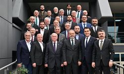Bursa'daki Belediye Başkanlarından Bursaspor'a destek ziyareti